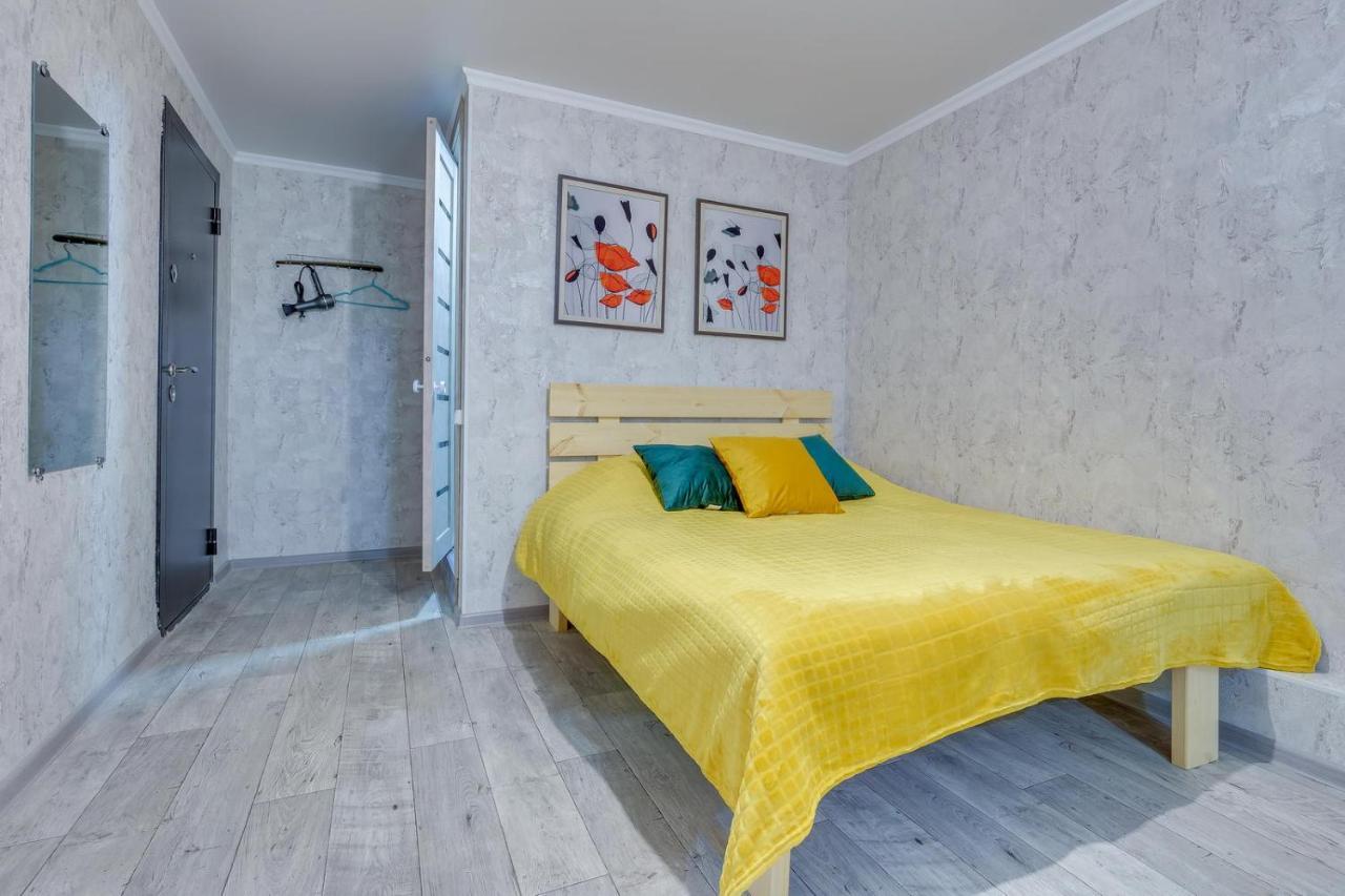 YourHouse на Розыбакиева Утепова Алматы Экстерьер фото
