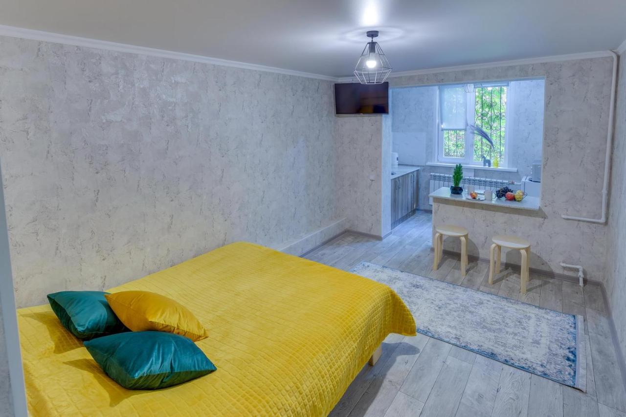 YourHouse на Розыбакиева Утепова Алматы Экстерьер фото