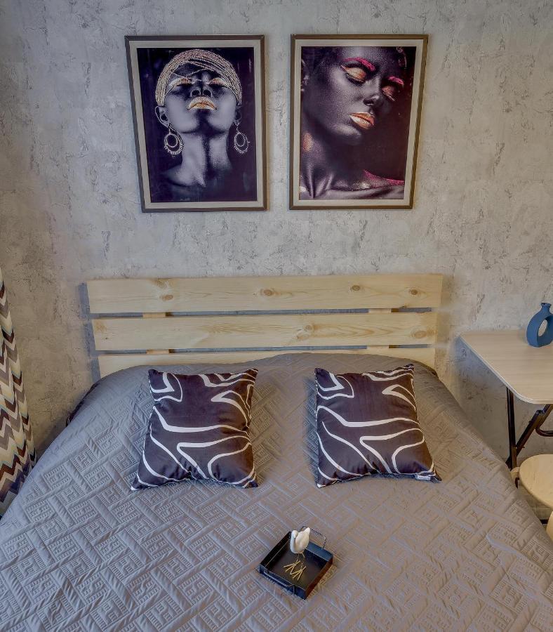 YourHouse на Розыбакиева Утепова Алматы Экстерьер фото