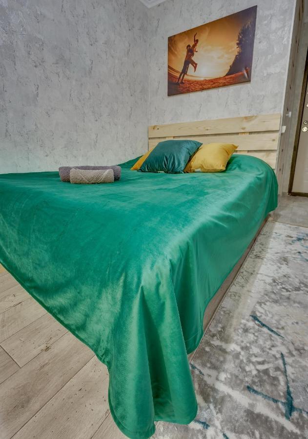 YourHouse на Розыбакиева Утепова Алматы Экстерьер фото